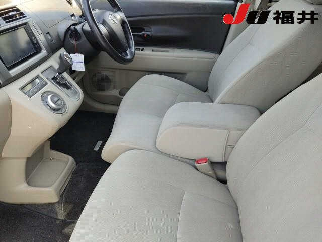 TOYOTA PASSO SETTE 2011