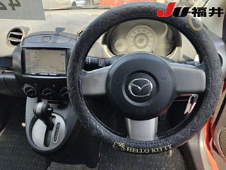 MAZDA DEMIO 2010