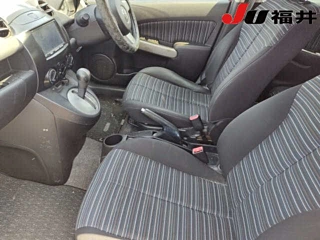 MAZDA DEMIO 2010
