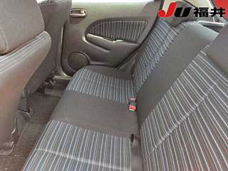 MAZDA DEMIO 2010