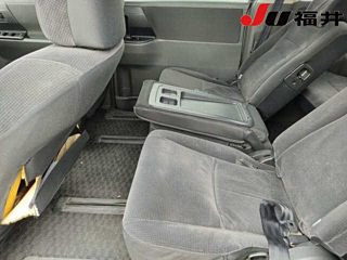 TOYOTA VOXY 2008