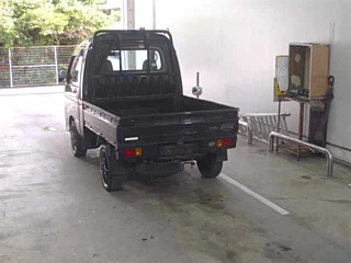 DAIHATSU HIJET TRUCK 2011