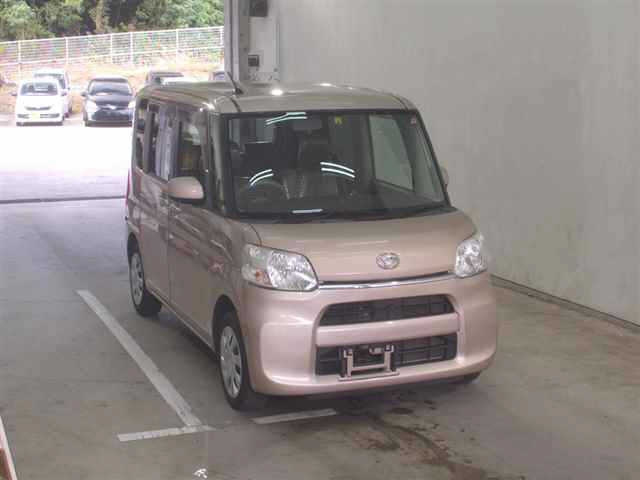 DAIHATSU TANTO 2016