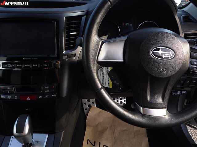SUBARU LEGACY B4 2013