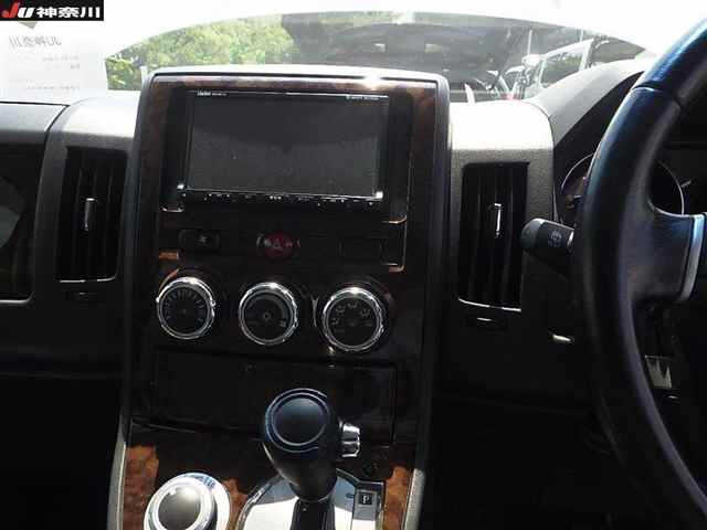 MITSUBISHI DELICA D5 2014