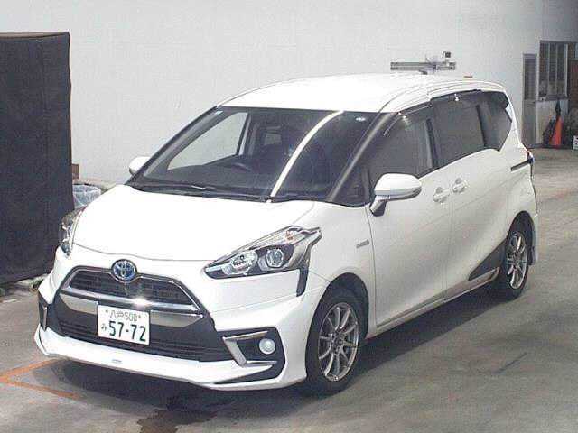 TOYOTA SIENTA 2015