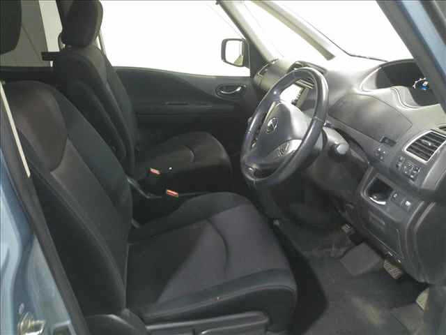 NISSAN SERENA 2012