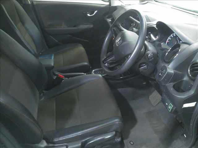 HONDA FIT SHUTTLE 2011