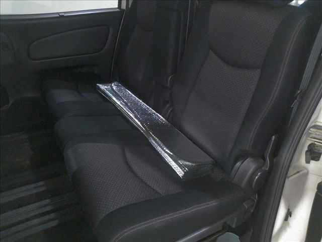 NISSAN SERENA 2012
