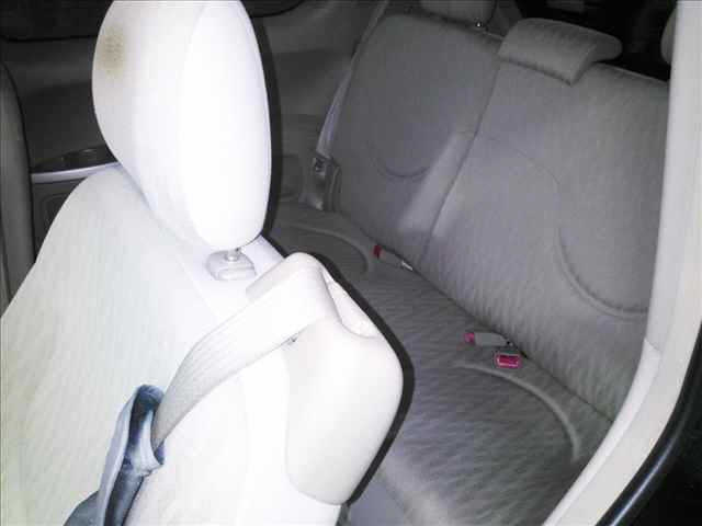 TOYOTA PORTE 2009