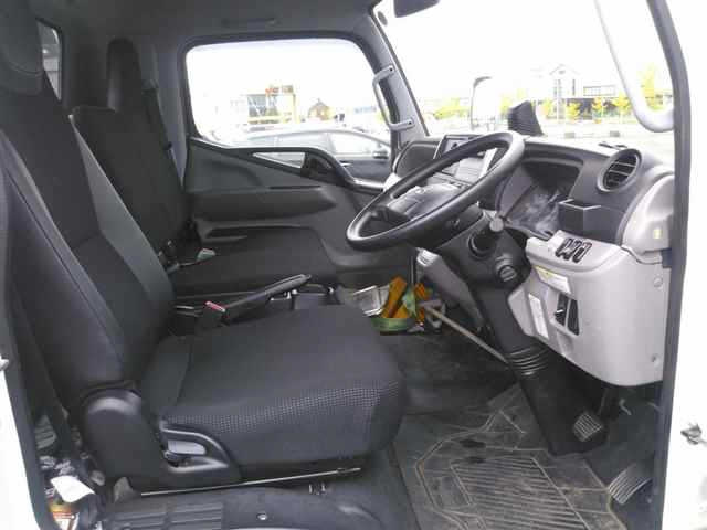 MITSUBISHI CANTER 2022
