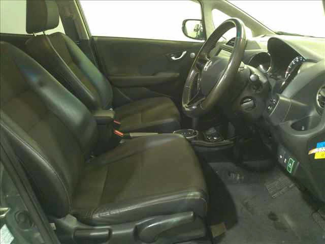 HONDA FIT SHUTTLE 2012
