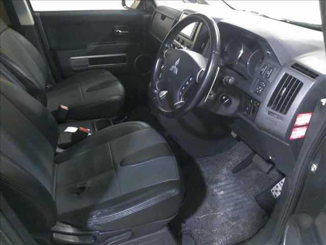 MITSUBISHI DELICA D5 2014