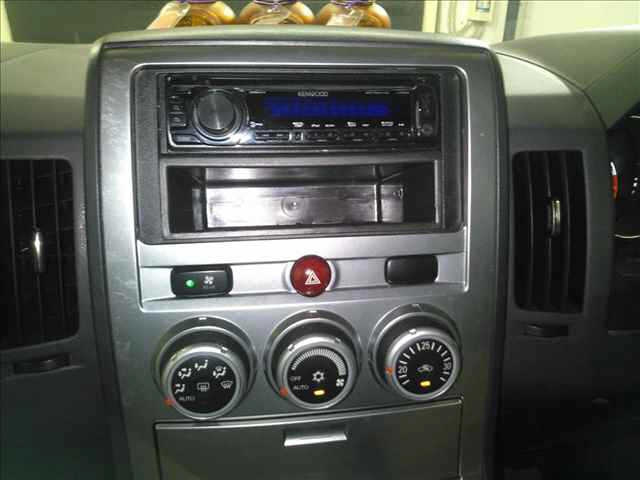 MITSUBISHI DELICA D5 2010