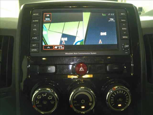 MITSUBISHI DELICA D5 2010