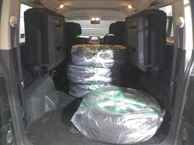 MITSUBISHI DELICA D5 2009
