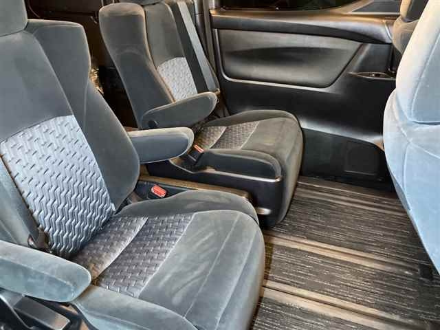 TOYOTA VELLFIRE 2015