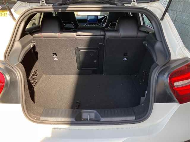 MERCEDES BENZ A CLASS 2017
