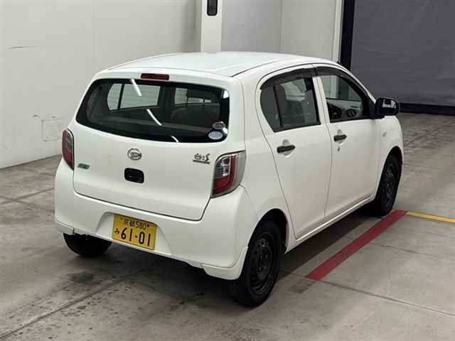 DAIHATSU MIRA E S 2011