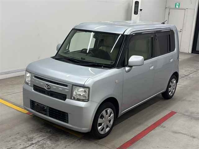 DAIHATSU MOVE CONTE 2013