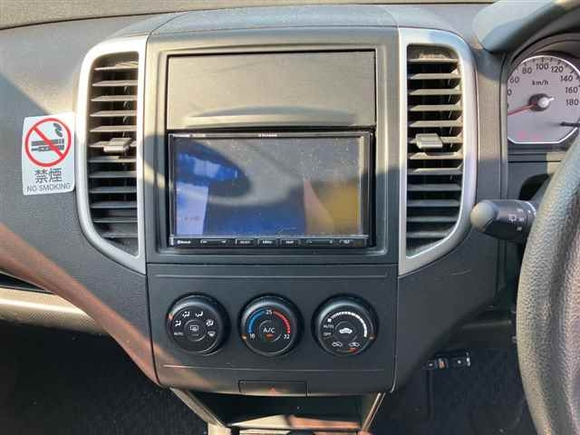 NISSAN WINGROAD 2010