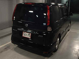 NISSAN SERENA 2010