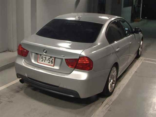 BMW 3 SERIES 2010