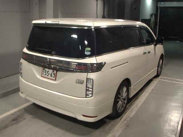 NISSAN ELGRAND 2015