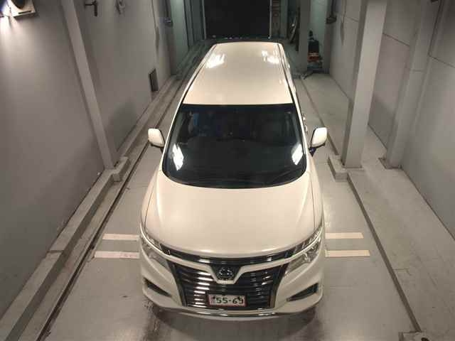 NISSAN ELGRAND 2015
