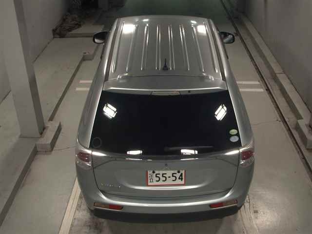 MITSUBISHI OUTLANDER 2013