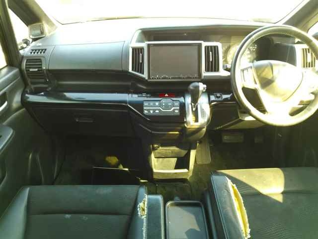 HONDA STEP WAGON 2013