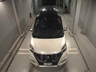 NISSAN SERENA 2018