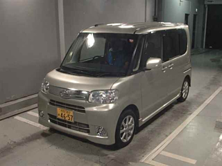 DAIHATSU TANTO 2012