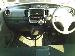 DAIHATSU TANTO 2012