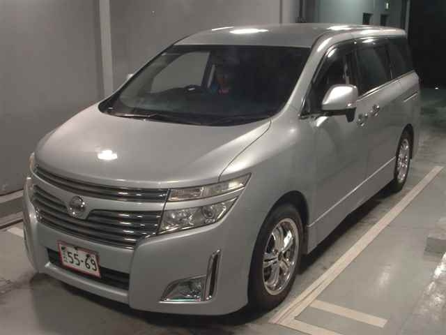 NISSAN ELGRAND 2010