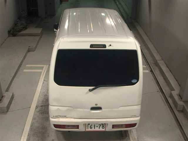 MITSUBISHI MINICAB VAN 2013