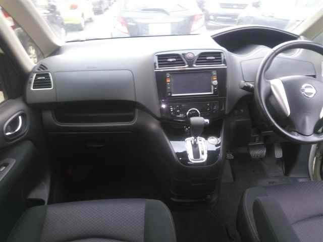 NISSAN SERENA 2012