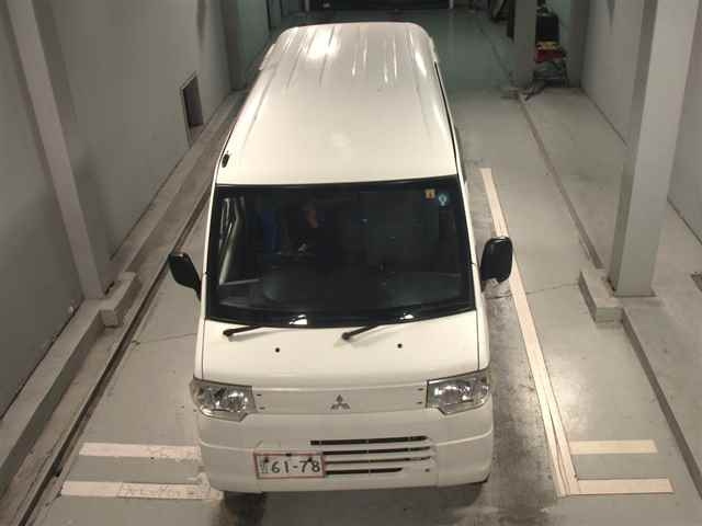 MITSUBISHI MINICAB VAN 2013