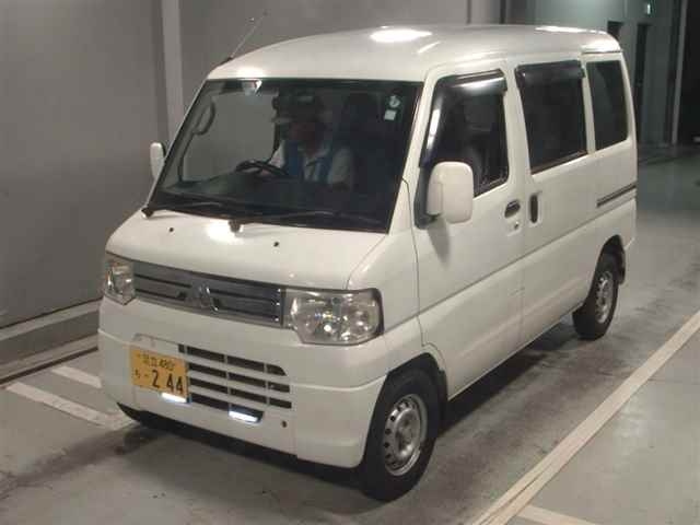 MITSUBISHI MINICAB VAN 2012