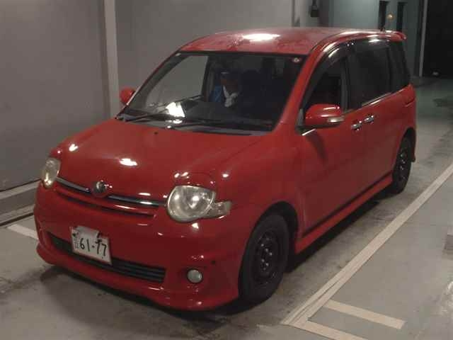 TOYOTA SIENTA 2009
