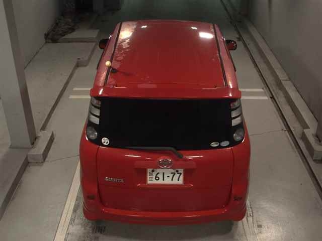 TOYOTA SIENTA 2009