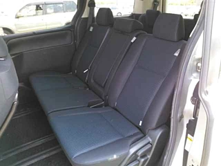 TOYOTA NOAH 2018