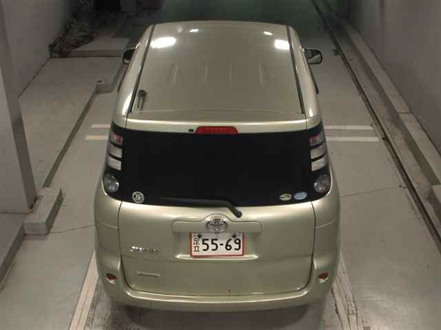 TOYOTA SIENTA 2008