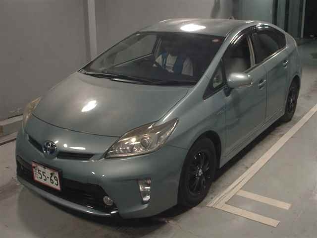 TOYOTA PRIUS 2012