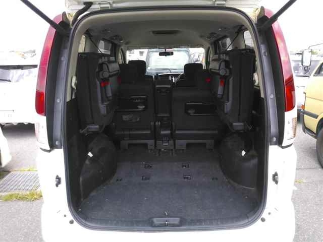 NISSAN SERENA 2009