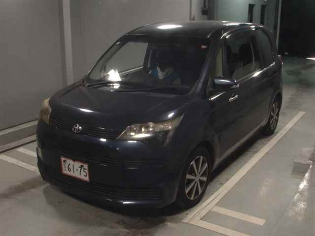 TOYOTA SPADE 2012