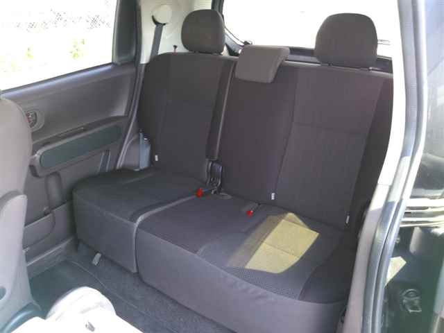 TOYOTA SPADE 2012