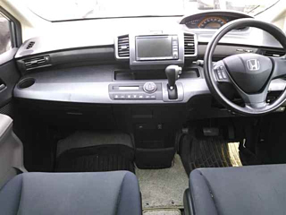 HONDA FREED 2008