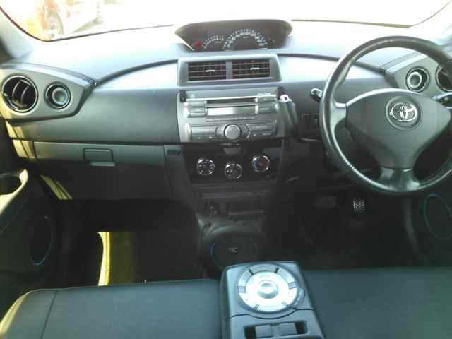 TOYOTA BB 2014