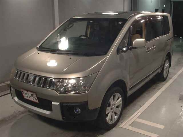 MITSUBISHI DELICA D5 2008